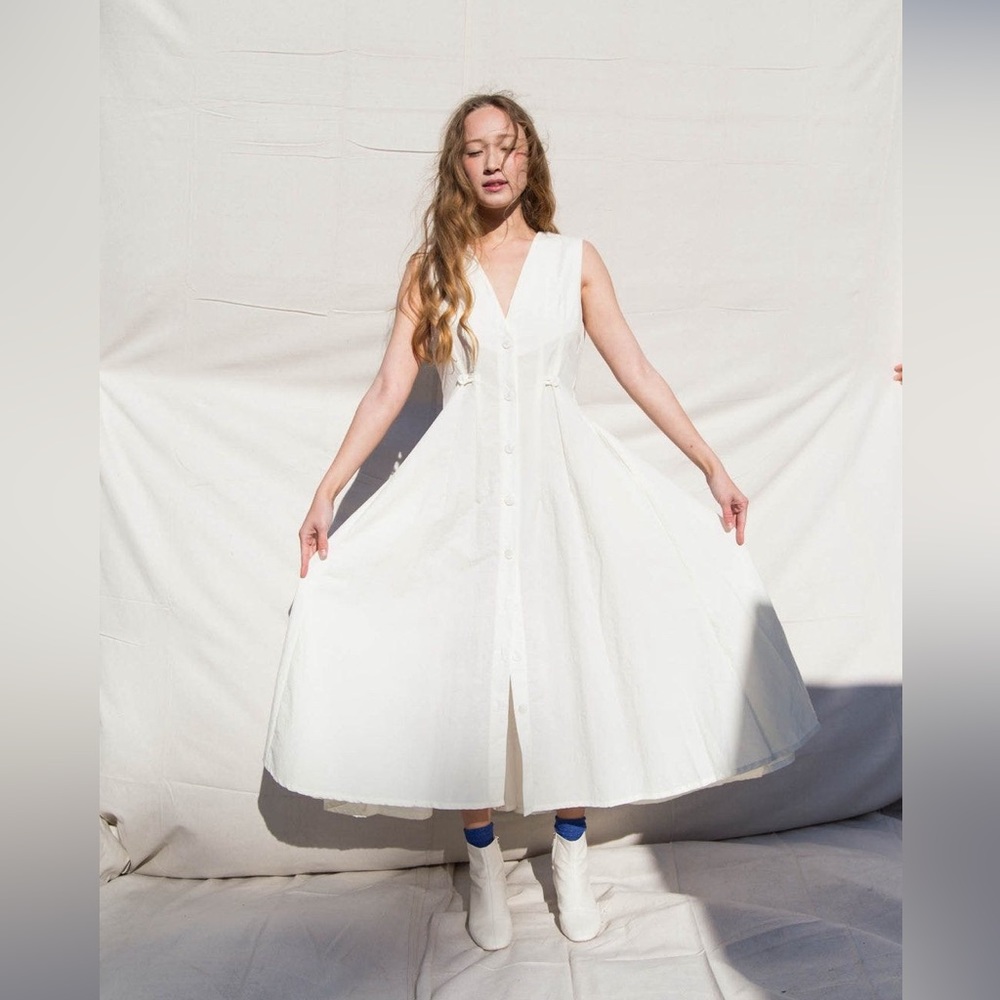 Nikki Chasin sleeveless baroness white moire dress